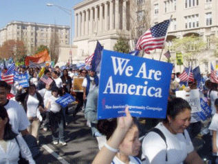 Se desploma un 66% el ingreso de los latinos en EE.UU.