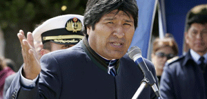 Con ritual andino despiden a Chávez en Bolivia