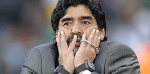 Difunden vídeo en que Diego Maradona supuestamente golpea a exnovia