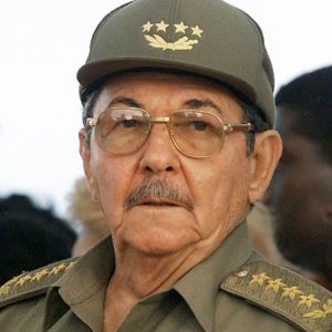 Exige Raúl Castro que cese el bloqueo de EU a Cuba