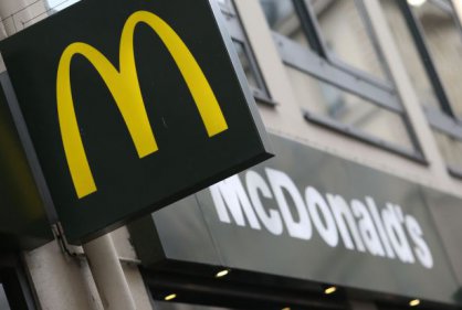 Dos muertos a tiros tras discusión en fila de un McDonald’s en Canadá