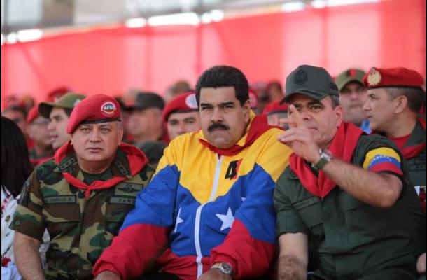 Maduro impone visa obligatoria para estadounidenses que viajan a Venezuela