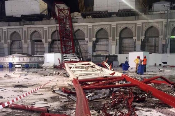 Al menos 87 muertos al desplomarse una grúa en la Gran Mezquita de La Meca