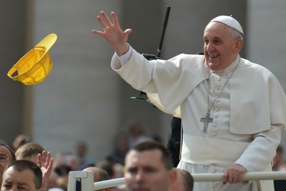 El papa insta a «sembrar reconciliación» en su última misa en Cuba