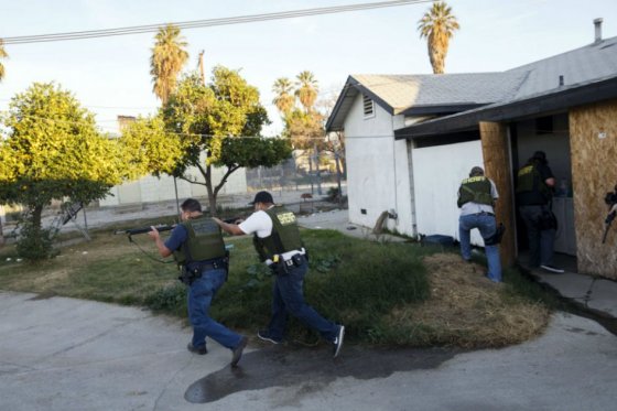 Dos de los sospechosos del tiroteo en California están muertos