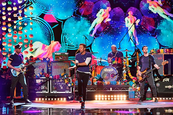 Coldplay aparta la melancolía con «A Head Full Of Dreams»