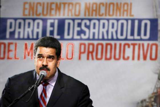Nicolás Maduro acusa a oposición parlamentaria de darle la «espalda» a Venezuela