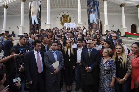 Oposición venezolana señala que «sacrificar» diputados evitará un estancamiento de su trabajo
