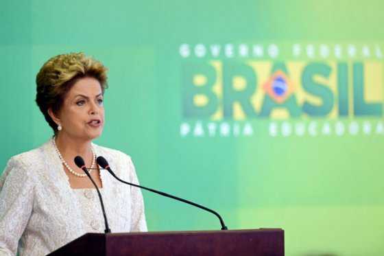 El juicio legislativo a Rousseff avanza por el laberinto político