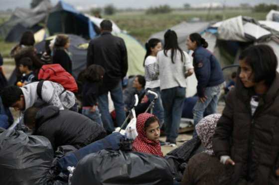 Cerca de 1.500 migrantes han sido evacuados en campo de Grecia