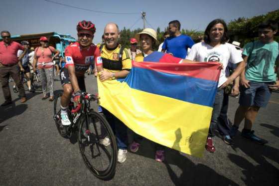 Darwin Atapuma mantiene el liderato en la Vuelta a España tras la sexta etapa