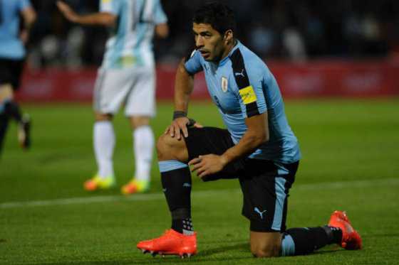 Luis Suárez no jugaría contra Colombia en Barranquilla