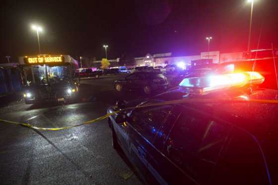 Buscan a sospechoso de tiroteo que dejó 5 muertos en Washington