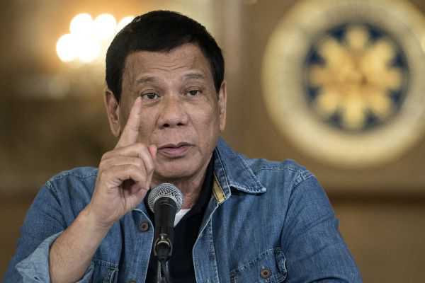 Presidente de Filipinas le dijo «idiota» a César Gaviria