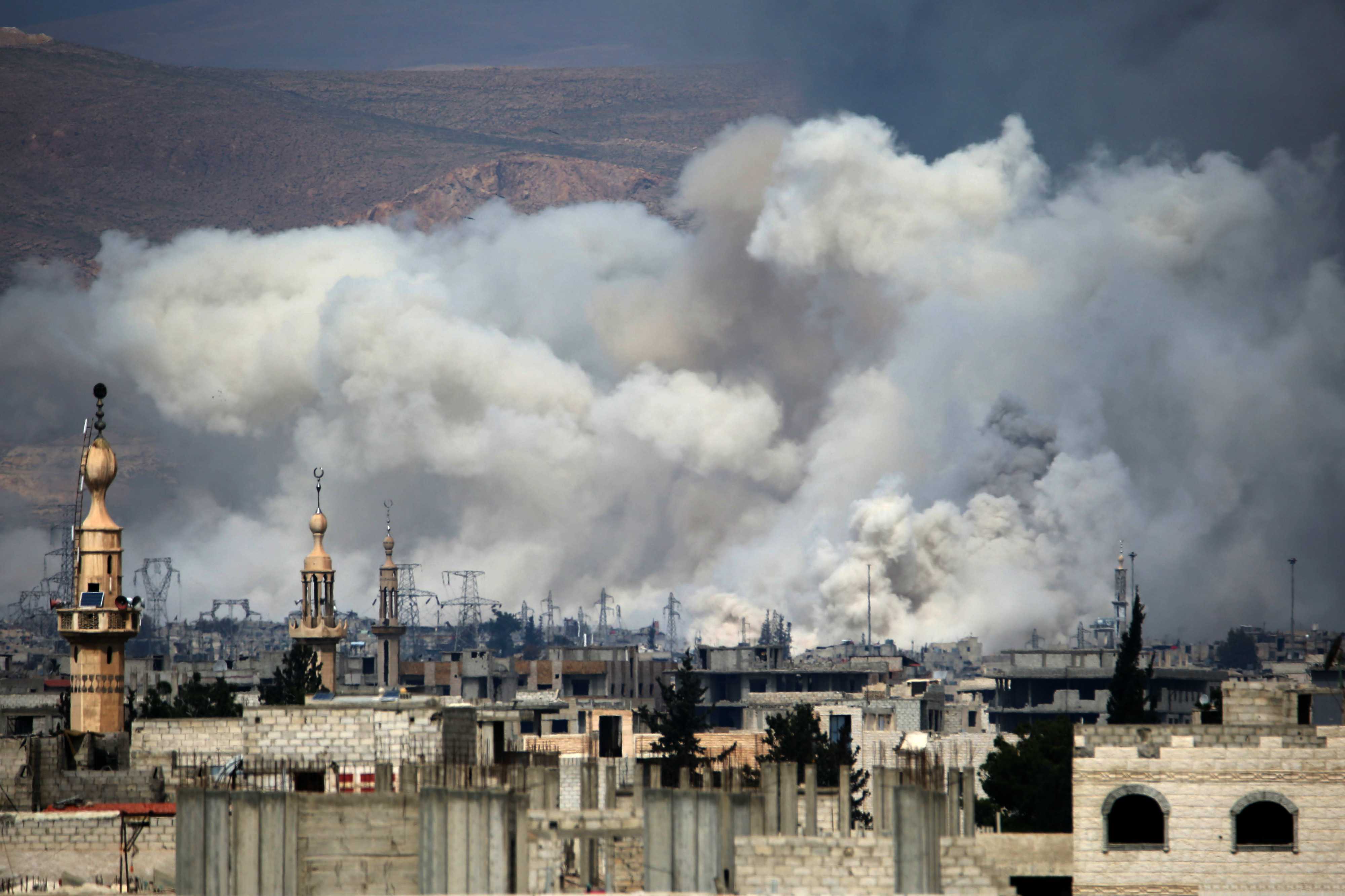 Al menos 14 niños mueren en bombardeos aéreos en Siria