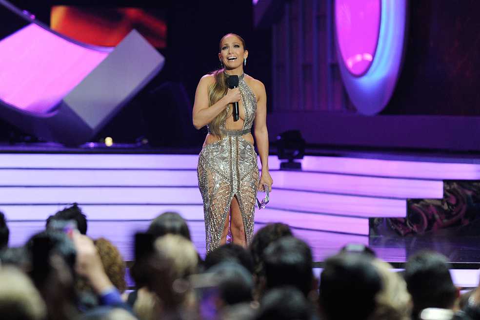 Jennifer Lopez estrenó nueva canción en español producida por Marc Anthony