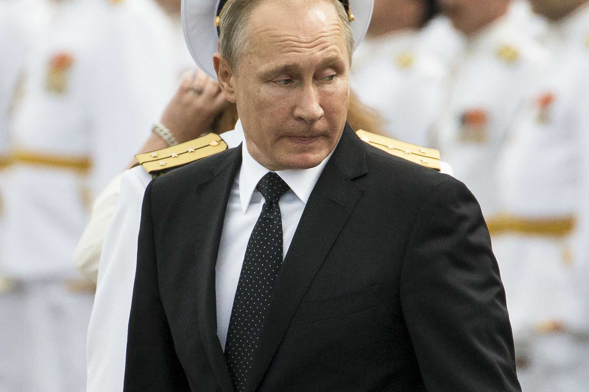 Putin: 755 diplomáticos de EEUU deberán abandonar Rusia