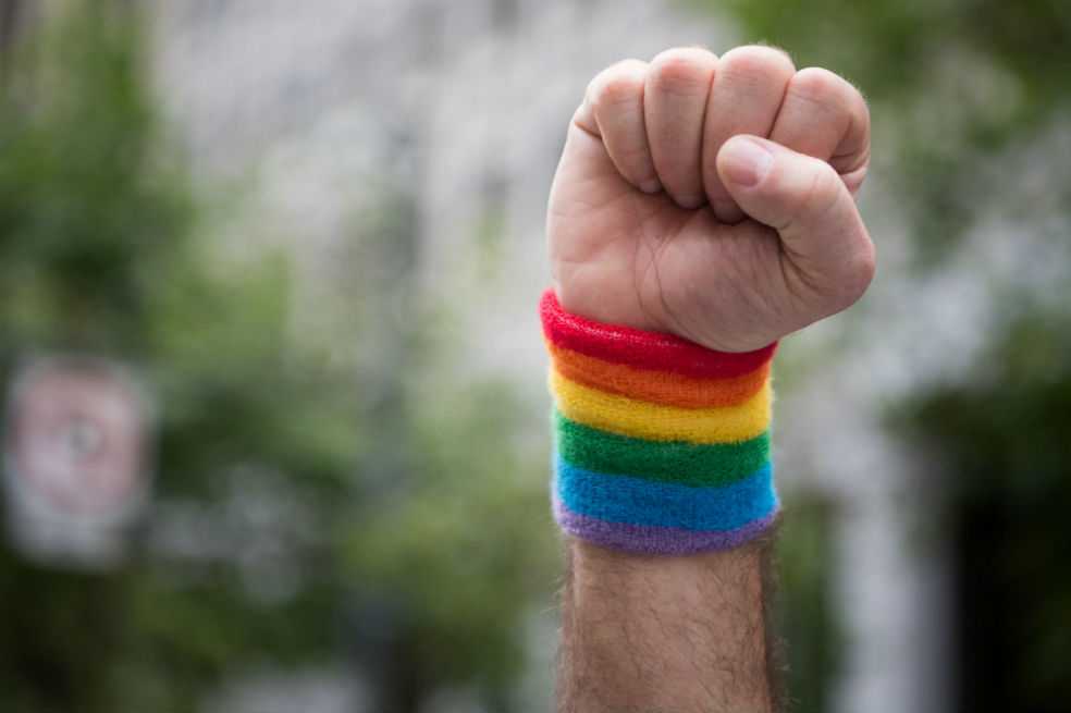 Condenan a hospital por «tratamiento» antihomosexualidad en China
