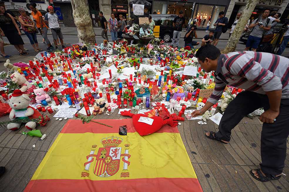 Estado Islámico dice que ataques en España fueron contra «cruzados y judíos»
