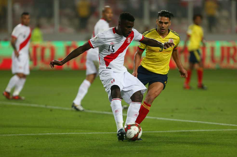 ¿Colombia acordó empate con Perú en los últimos minutos del partido?