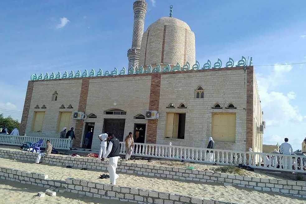 Al menos 235 muertos ha dejado ataque contra una mezquita en el Sinaí egipcio