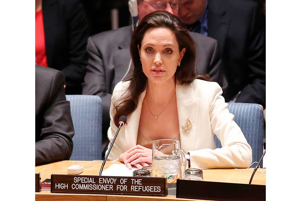 Angelina Jolie vuelve a defender a sirios y dice que están cansados de «promesas vacías»