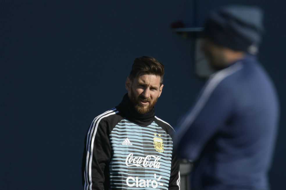 Messi llegó a Buenos Aires para sumarse a los entrenamientos de Argentina