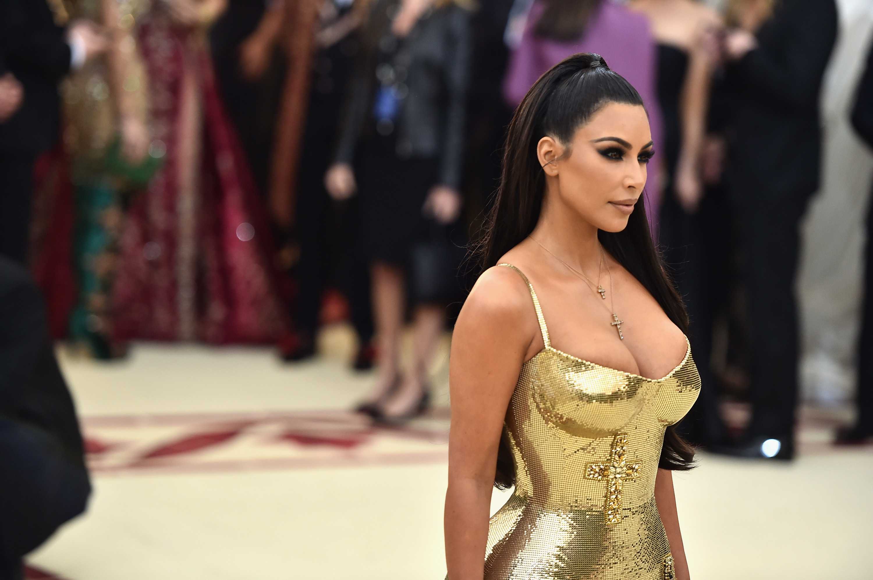 Kim Kardashian desafía las reglas de Instagram con un desnudo