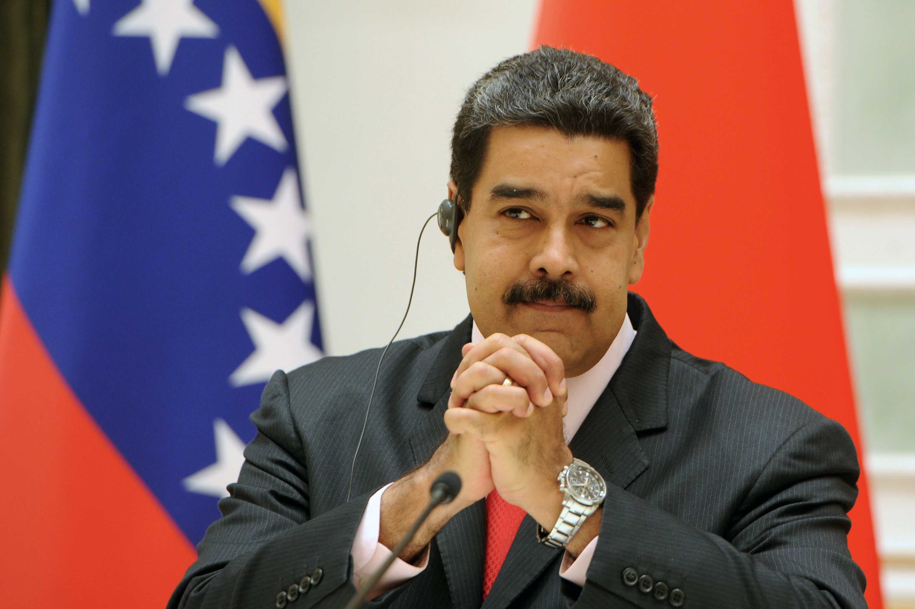 Maduro dice que EE.UU. prepara «provocaciones» en frontera colombo-venezolana