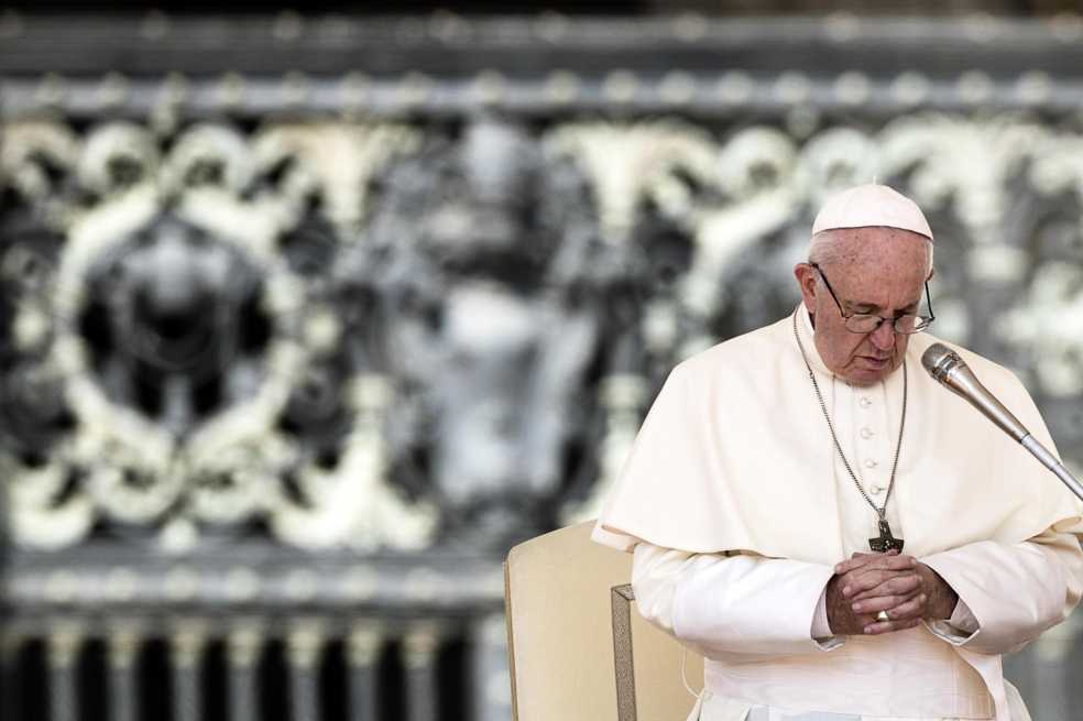 Cardenal portugés denuncia campaña de ultraconservadores contra el Papa