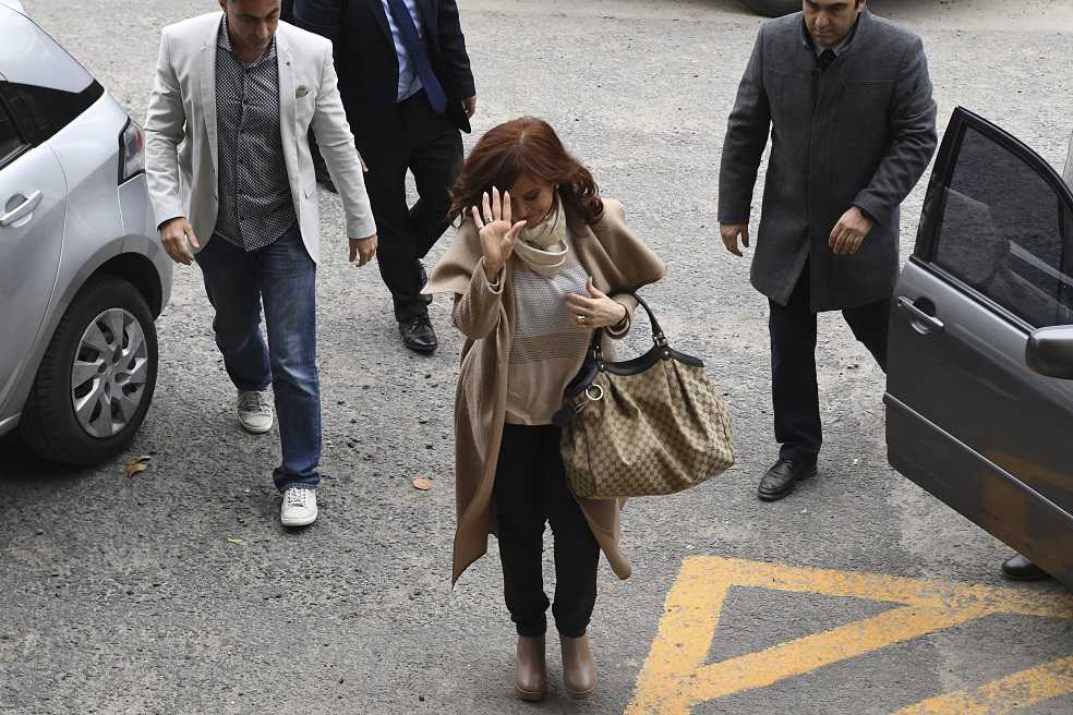 Cristina Fernández: gobierno busca distraer la atención sobre crisis económica