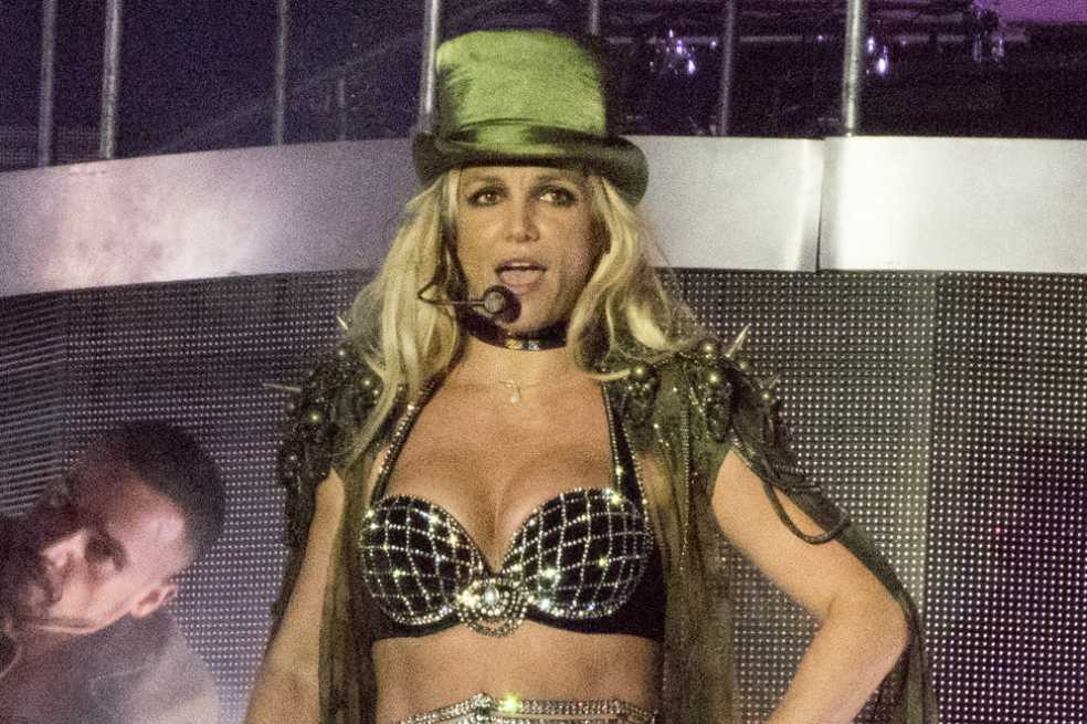 Abuchean a Britney Spears por confundir la ciudad donde actuaba