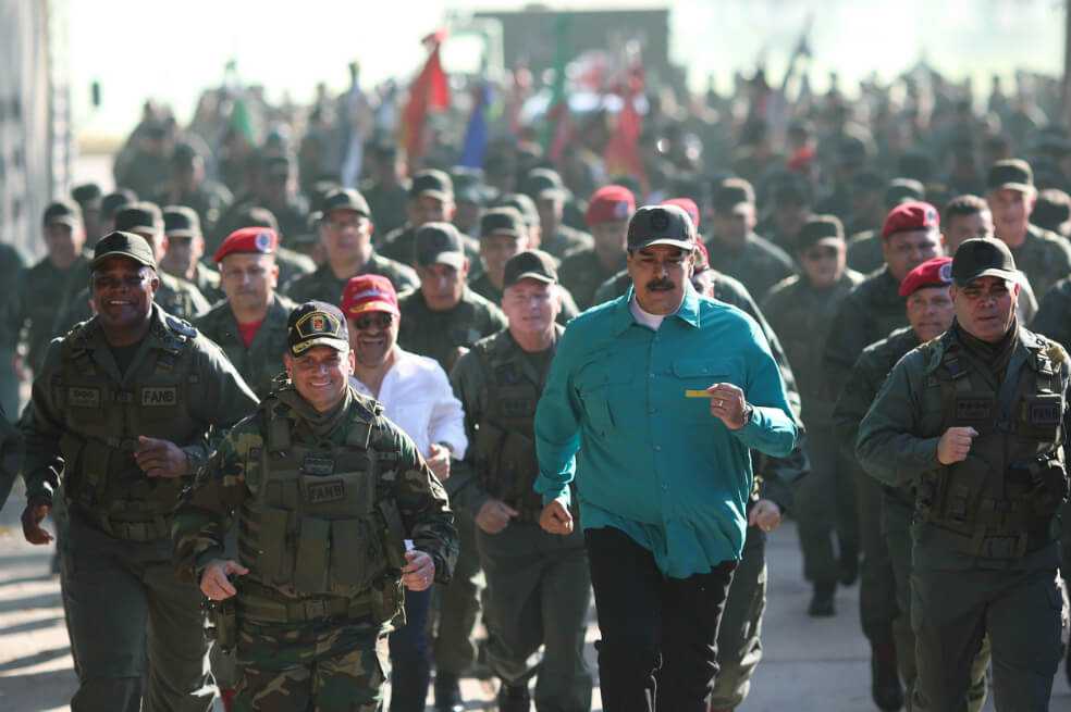 Maduro anuncia ejercicios militares en Venezuela para el mes de febrero
