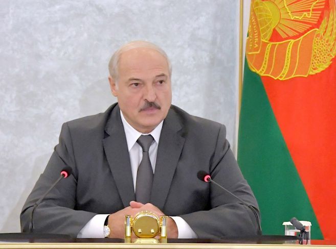 Bielorrusia: Lukashenko propone una nueva Constitución tras semanas de protestas