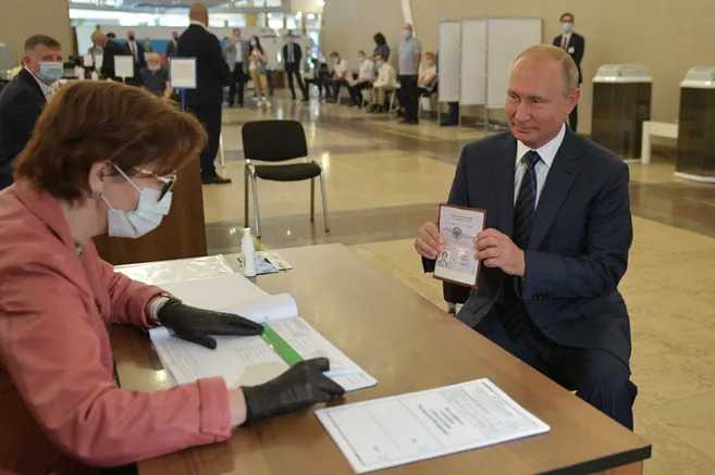 Putin propone a Donald Trump intercambiar garantías de no injerencia en elecciones