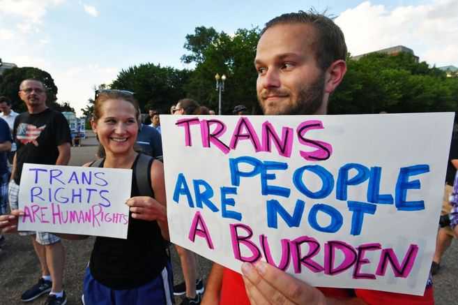 Biden anula el veto que impedía a las personas transgénero unirse a las Fuerzas Militares