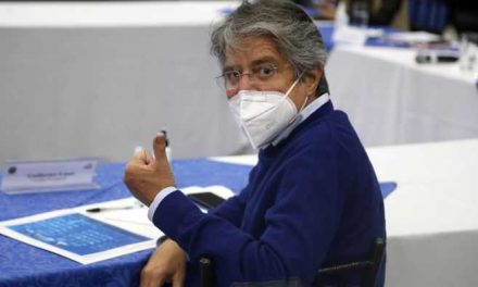 Elecciones en Ecuador: Lasso acepta un nuevo escrutinio de votos