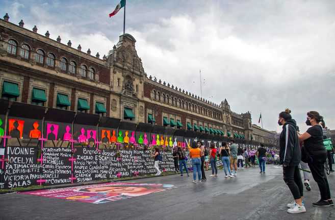 Día de la mujer: el mensaje de las mujeres mexicanas a López Obrador