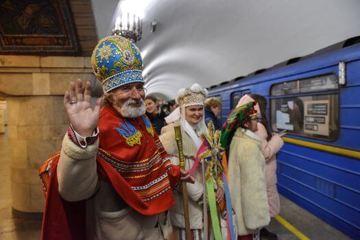 La Navidad se adelantó en Ucrania: ¿por qué algunos ya no la celebran el 7 de enero?