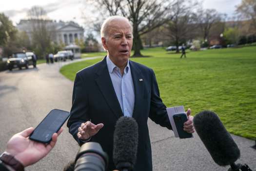 Joe Biden niega comentar sobre la imputación del expresidente Donald Trump