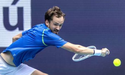Ucrania juzga como “inmoral” la admisión de tenistas rusos en Wimbledon