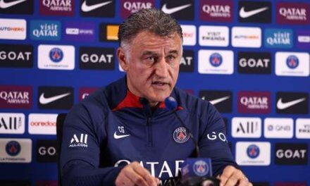 Justicia francesa investiga acusaciones de racismo contra el entrenador del PSG