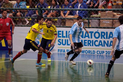 Colombia perdió ante Argentina y se despidió del título en el sudamericano