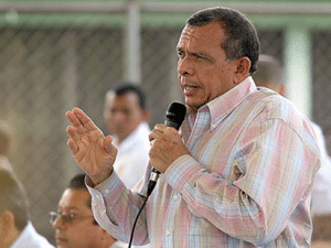 «Pepe» Lobo: CSJ hace gran daño a Honduras
