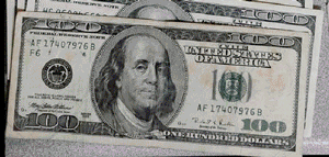 Ladrón devuelve dinero que robó hace 30 años en Michigan