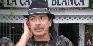 Carlos Santana sale ileso de choque en Las Vegas