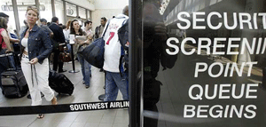 Pesquisa por explosión en aeropuerto de Los Ángeles