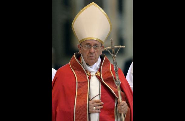 Papa acepta dimisión de obispo EEUU que no reportó abusos