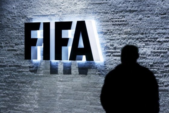 Lujosos relojes ofrecidos a dirigentes de la Fifa serán donados a una ONG