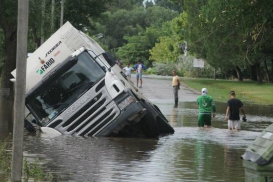 Inundaciones en Uruguay dejan más de 4.000 afectados
